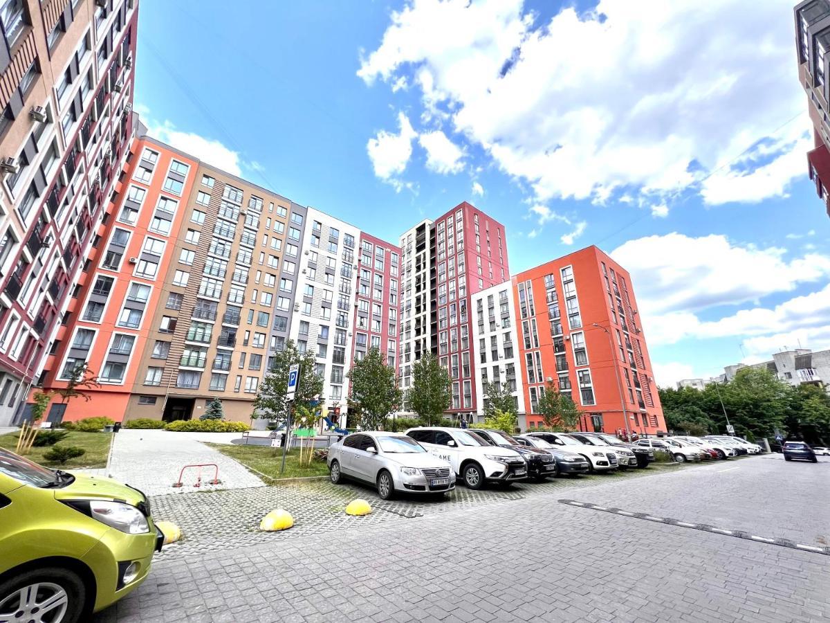 Osapart Hotel In A Complex Semycvit 4 Lwów Zewnętrze zdjęcie