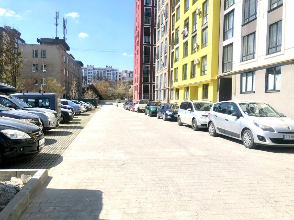 Osapart Hotel In A Complex Semycvit 4 Lwów Zewnętrze zdjęcie